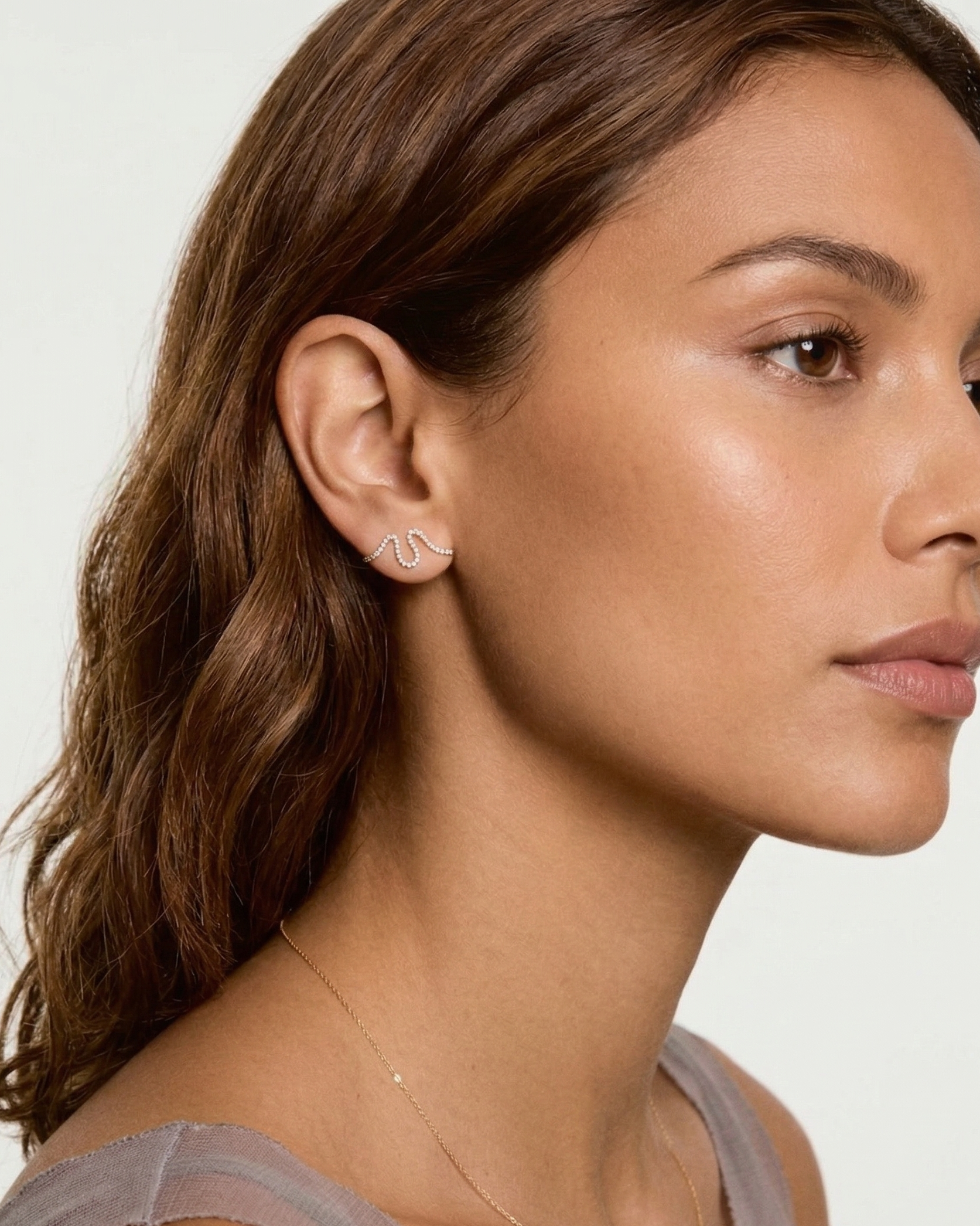 Wave Pavé Diamond Stud